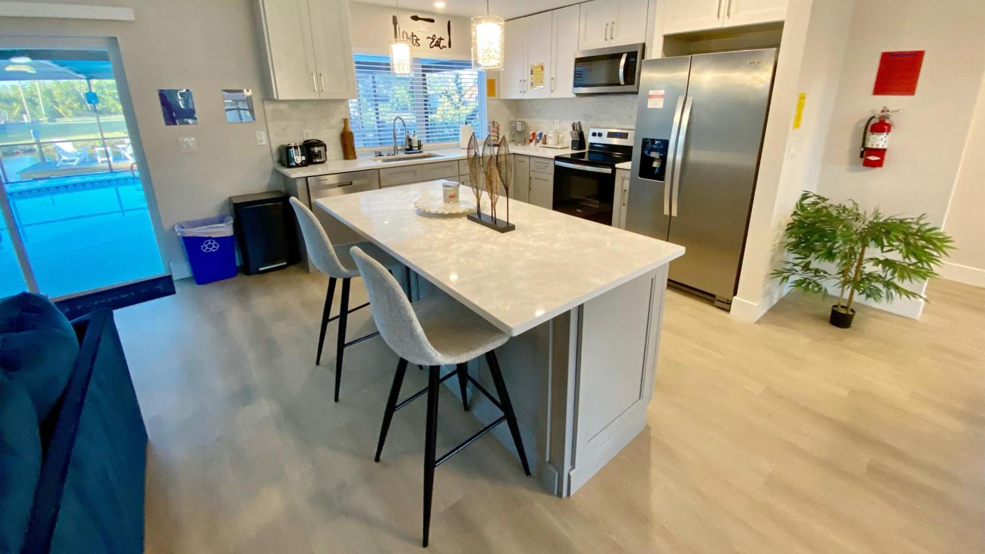 Waterfront Gulf Gateway: Pool/dock/grill/gameroom *