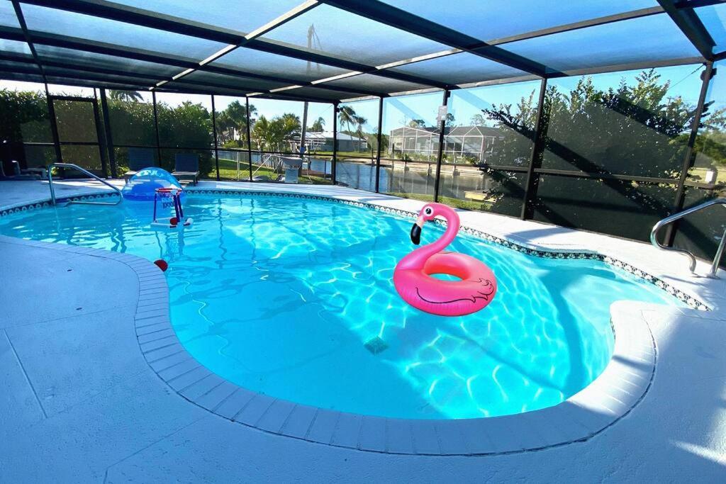 Waterfront Gulf Gateway: Pool/dock/grill/gameroom Сasa de vacaciones *
